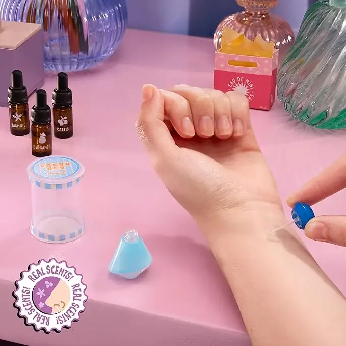 MGA의 미니 버스(Mini Verse) 시리즈: 미니 - The Collection Perfume Fragrance 리뷰 및 가격
